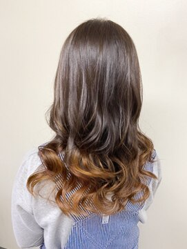 パレット 高崎店(Palette) 1ブリーチグラデーション♪