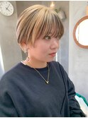 ローライト、ブロンド、バイカラー、ブリーチ、マッシュショート