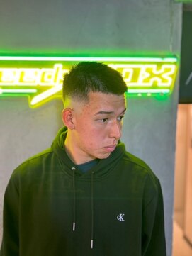 グリーディーフォックス 代々木(Greedy FOX) 波巻き/ハイライト/マッシュパーマ/ウルフ[シェービング]
