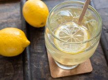 クイ(quii)の雰囲気（ドリンクサービスで自家製のオーガニックレモネードをご用意♪）