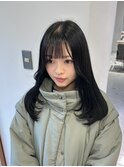 ミディアムヘア暗めカラーデザインカラーフェイスフレーミング