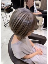アッシュ 洋光台店(Ash) 【脱白髪染めアンブレラカラー】分け目の白髪が気になる方へ
