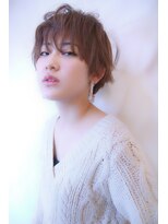 ブーケ(BOUQUET)&nbsp;丸みショート・ヘルシーレイヤー・耳かけ・大人かわいい