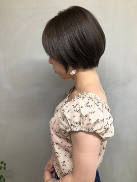 ジーナ 銀座中央通り(Zina) 【Zina　銀座中央通り】イメチェン耳かけ×フォギーベージュ