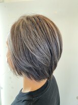 美容室 ぽ歩ビーアップ ステージワン(Be up STAGE1)&nbsp;[ぽ歩゜Be-up stage1]　外国人風カラー＆ホワイトメッシュ