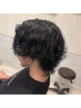 ヘアルーム ルシア(Lucia) 波巻きウルフ