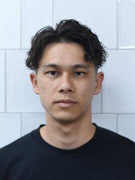 メリケンバーバーショップ コウベ(MERICAN BARBERSHOP KOBE) ツイストスパイラルショート