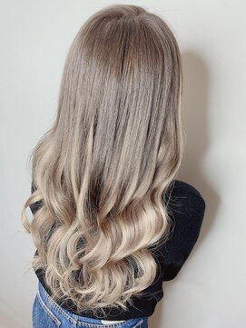 ニーナ ヴィジョン(NINA visioN) プルエクステ