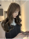 ミルクティーグレージュハイライトケアブリーチレイヤーカット