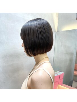 ロンドポレール 北千住(Lond polaire) 地毛風縮毛矯正×切りっぱなしボブ