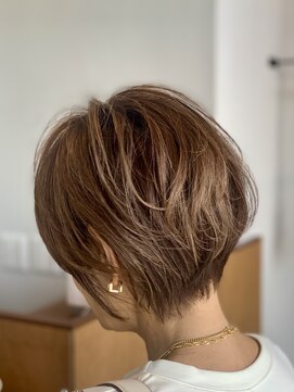 アンヒュッテ(ANHUTTE) 【脱白髪染め】/大人ベージュハイライト