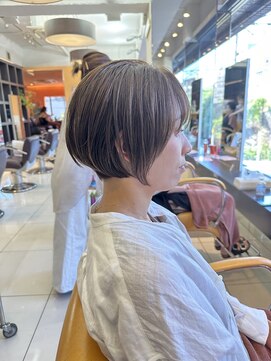 キサ ファータ 恵比寿(kisa fata) 大人ボブ_前下がりボブ_くびレイヤー20代30代40代　ハイライト