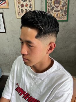 アモーレの写真/ひげ・眉の身だしなみで第一印象が変わる！カット＋シェービングで朝のお手入れも楽にカッコよく◎[メンズ]