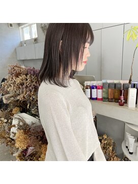 ミント(mint) レイヤーカット!軽さ、抜け感のある仕上がりに!