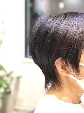 ウトカ(utoca) 奥行きショート