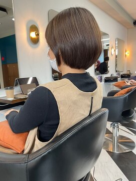 アフロディーテギンザ 神保町(APHRODITE GINZA) カール/セミディ/シアーカラー/姫カット［御茶ノ水/神保町］