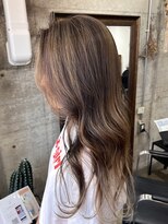 ヴィップルーム(viproom) マッシュショート/アッシュカラー/シースルバング/大人ボブ