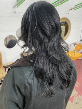 ペッシェ(pesce) pesce ブリーチ/インナーカラー/ダブルカラー/縮毛矯正/パーマ