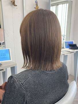 アルテペロ(arte pelo) 外ハネボブ/ブリーチなしミルクティーカラー