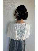 編み込み やわらか シニヨン お呼ばれ 結婚式 ヘアスタイル