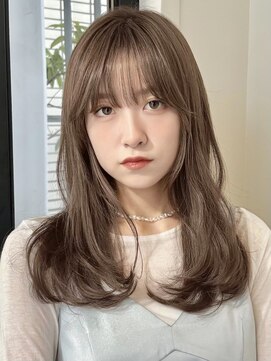 ローネス ギンザ(LONESS ginza) レイヤーカット×透明感カラーでふわっと柔らかい質感ヘア