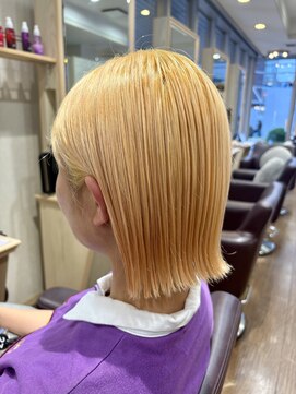 ヴィサージュジョイン(VISAGE join) 切りっぱなしボブ×抜きっぱなしブロンド