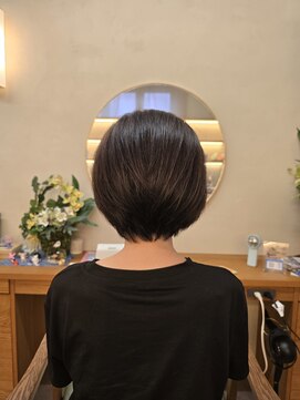 リタ(lita) 大変身くびれボブ