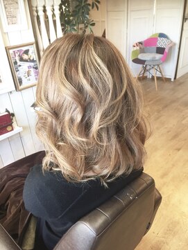 ベルズヘアー(Belle's Hair) 外国人風ハイトーンベージュ