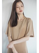 マルコ(marc..)&nbsp;シアーなベージュの美髪ミディアム