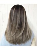 ポイントハイライトで柔らかい質感に!