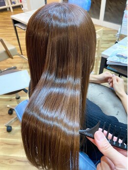 ヘアデザイン ディクト(hair design D.c.t)の写真/仕上がりの質感に徹底的にこだわった《ミネコラ水素トリートメント》使用☆憧れの艶が実感できます！