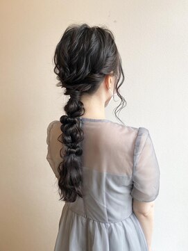 シファ(sifa) 編み下ろしヘアセット