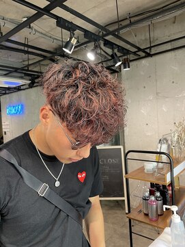 スリー 横浜(THREE) 【GEN】指名 スペインカール/ハイライト/メンズカット/