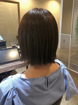 ヒース 姪浜(Heath) 切りっぱなしボブ　外ハネボブ　ダークブラウン