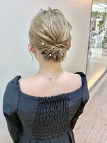 ディア(.eer) "* ボブアレンジ *" // 編み込み × シニヨン × アップスタイル