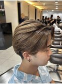 毛流れハンサムショートセンターパートメンズ