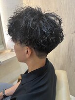 ガビーヘアルーブ(gabi hair LOOB) 波巻きスパイラルパーマ刈り上げツーブロックメンズ