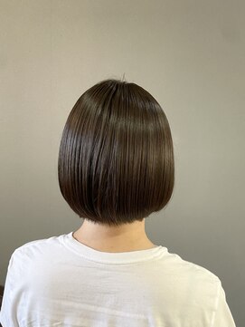 ココカラヘアー ニコ(cococara hair nico) グレージュ/髪質強化トリートメント/ボブ