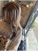 シルバーベージュで作る甘めハイトーン