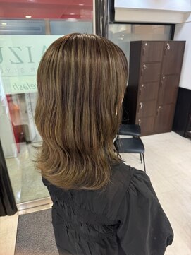 アイズ 本厚木(AIZU) 白髪ぼかしハイライト