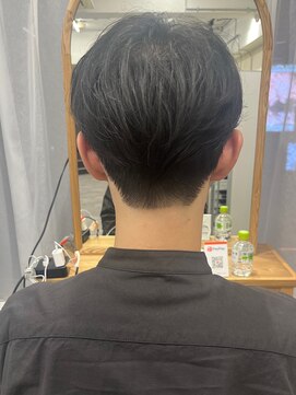 ビースト ナガウラ(BEEST) 千葉メンズ バックスタイル 刈り上げ高さ 爽やかヘア リクルート