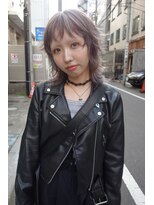 ハイトーンケアブリーチシルバーベージュローライトデザイン