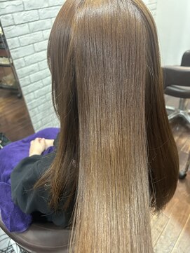 レコジョ(Recojo) (強い癖でもしっかり伸ばしてサラサラストレート)Hide