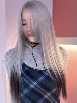 ダズリングディア(Dazzling Deer) シルバー／ホワイト／ロング／ストレート／デザインカラー