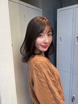 ナナローネス(nana loness) ミディアム/ミディアムヘア/レイヤー/ミディアムレイヤー