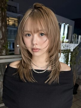 サンクプロジェクト(cinq PROJECT) 原宿顔周りレイヤーハッシュカットミディアムヘーゼルベージュ