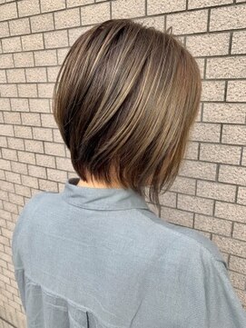 リア(Lia by KENJE) Lia&汐見悠佑 ハイライト×ショートボブ