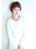 ことりベージュアッシュブラウン大人かわいいワンサイドショート