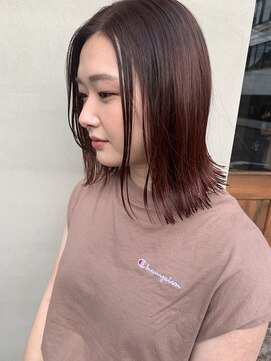ヘアー アイス ルーチェ(HAIR ICI LUCE) 担当　西田　切りっぱなしボブ　チェリーカラー