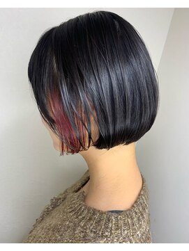 モルニ(MORNI) インナーカラー_マロンベージュ Aラインボブ かきあげ